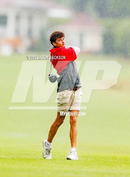 Thumbnail 2 in NCHSAA 4A Finals (Round 1) photogallery.