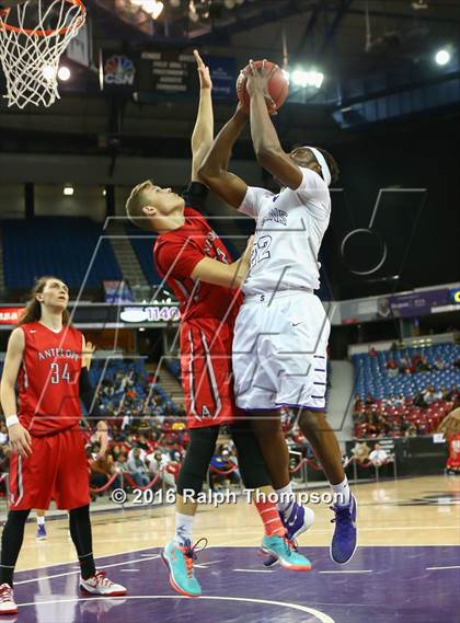 Thumbnail 2 in Antelope vs. Sacramento (CIF SJS D2 Final) photogallery.