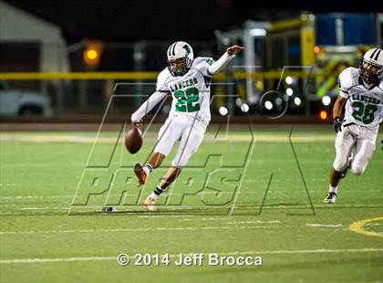 Thumbnail 1 in Thousand Oaks @ Simi Valley photogallery.