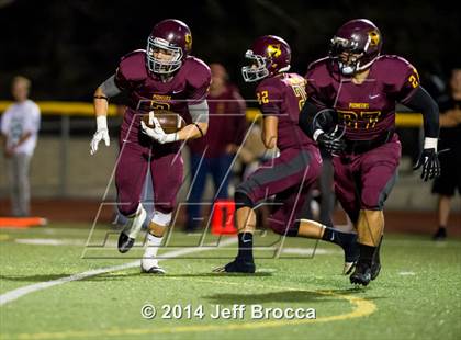 Thumbnail 1 in Thousand Oaks @ Simi Valley photogallery.