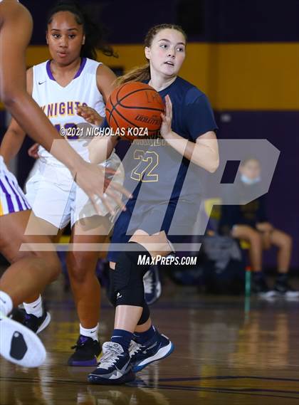 Thumbnail 1 in Warren vs. Lynwood photogallery.
