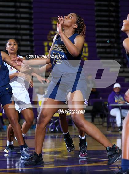 Thumbnail 3 in Warren vs. Lynwood photogallery.