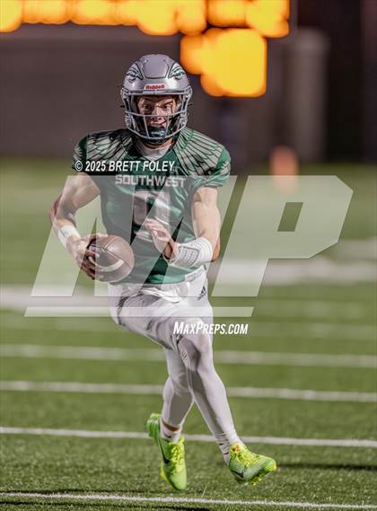 Thumbnail 2 in Lincoln East @ Lincoln Southwest photogallery.