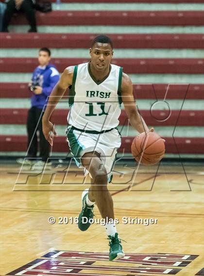 Thumbnail 3 in Archbishop Riordan vs. Sacred Heart Cathedral Preparatory (CIF CCS D3 Final) photogallery.