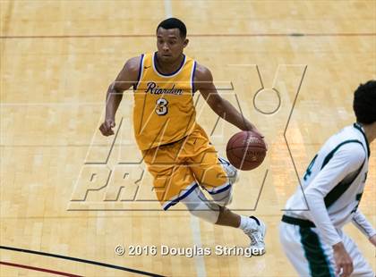 Thumbnail 1 in Archbishop Riordan vs. Sacred Heart Cathedral Preparatory (CIF CCS D3 Final) photogallery.