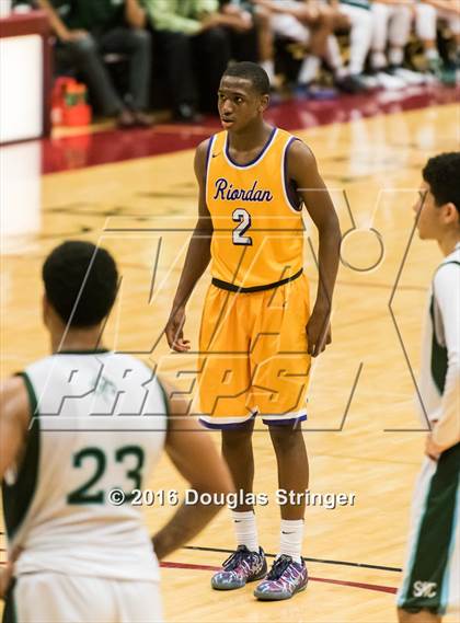 Thumbnail 1 in Archbishop Riordan vs. Sacred Heart Cathedral Preparatory (CIF CCS D3 Final) photogallery.