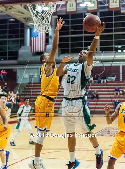 Thumbnail 1 in Archbishop Riordan vs. Sacred Heart Cathedral Preparatory (CIF CCS D3 Final) photogallery.