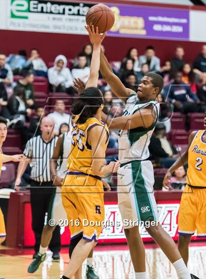 Thumbnail 3 in Archbishop Riordan vs. Sacred Heart Cathedral Preparatory (CIF CCS D3 Final) photogallery.