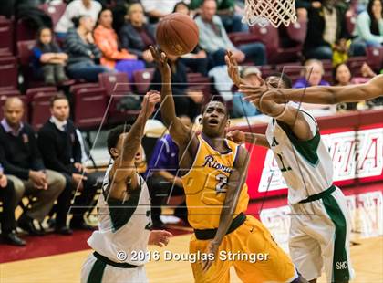 Thumbnail 1 in Archbishop Riordan vs. Sacred Heart Cathedral Preparatory (CIF CCS D3 Final) photogallery.