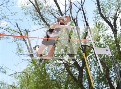 Thumbnail 1 in CHSAA 4A (Pole Vault) photogallery.