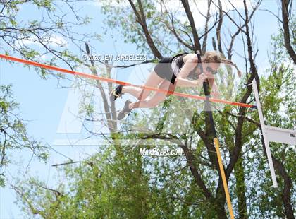 Thumbnail 3 in CHSAA 4A (Pole Vault) photogallery.