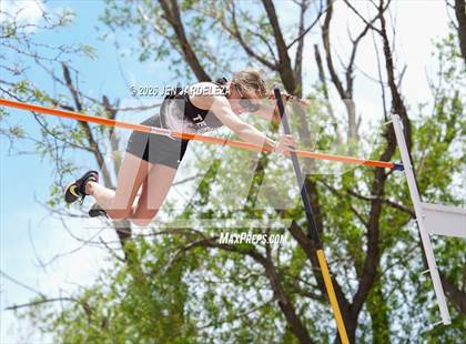 Thumbnail 2 in CHSAA 4A (Pole Vault) photogallery.