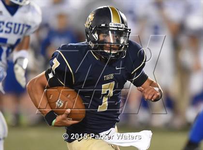 Thumbnail 1 in Jesuit @ Holy Cross photogallery.