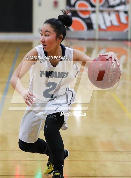 Thumbnail 3 in Sanger vs Clovis East photogallery.