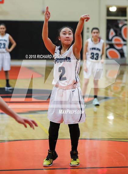 Thumbnail 2 in Sanger vs Clovis East photogallery.