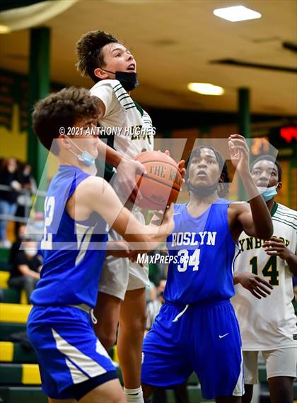 Thumbnail 2 in Lynbrook vs Roslyn  photogallery.