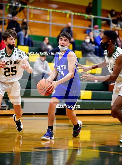 Thumbnail 3 in Lynbrook vs Roslyn  photogallery.