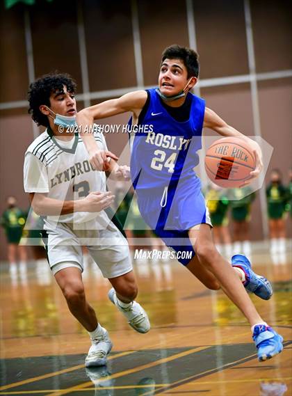 Thumbnail 2 in Lynbrook vs Roslyn  photogallery.