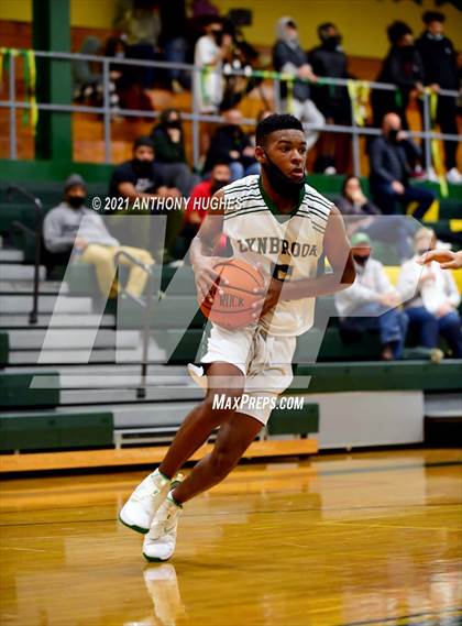Thumbnail 3 in Lynbrook vs Roslyn  photogallery.