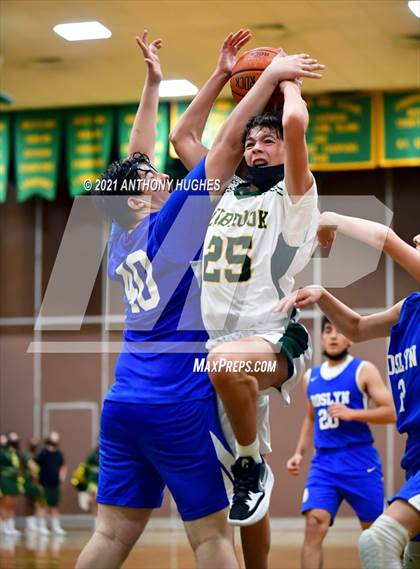 Thumbnail 1 in Lynbrook vs Roslyn  photogallery.