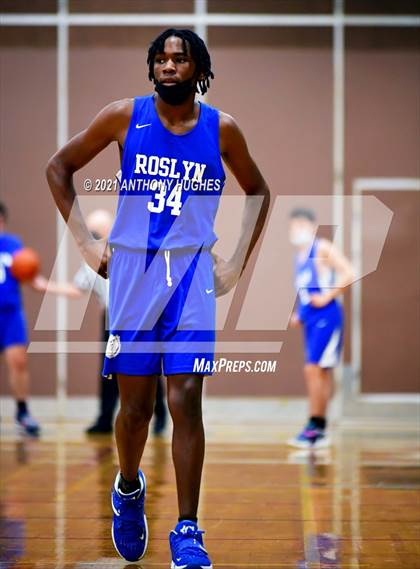 Thumbnail 3 in Lynbrook vs Roslyn  photogallery.