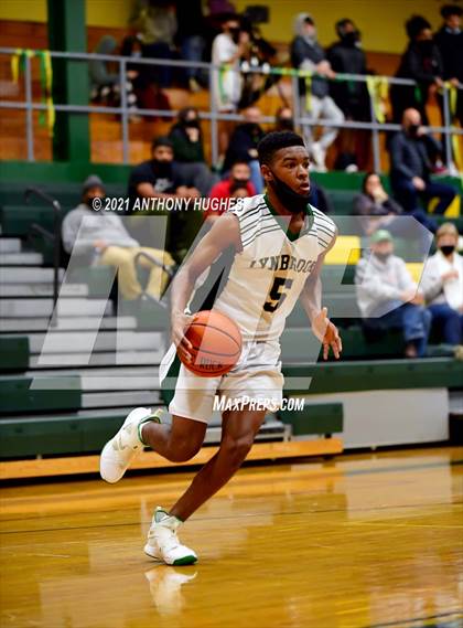 Thumbnail 2 in Lynbrook vs Roslyn  photogallery.