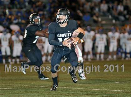 Thumbnail 3 in Servite vs. Bishop Amat photogallery.