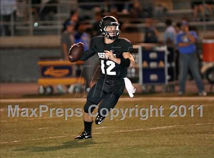 Thumbnail 2 in Servite vs. Bishop Amat photogallery.