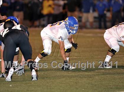 Thumbnail 2 in Servite vs. Bishop Amat photogallery.