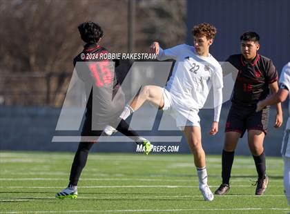 Thumbnail 2 in Gainesville vs. London (Sulphur Springs 4A Elite Tournament) photogallery.