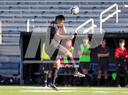 Thumbnail 1 in Gainesville vs. London (Sulphur Springs 4A Elite Tournament) photogallery.
