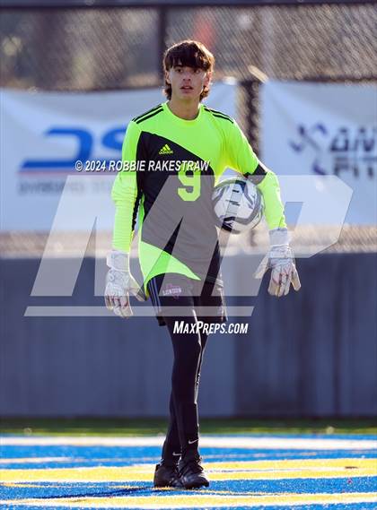 Thumbnail 1 in Gainesville vs. London (Sulphur Springs 4A Elite Tournament) photogallery.