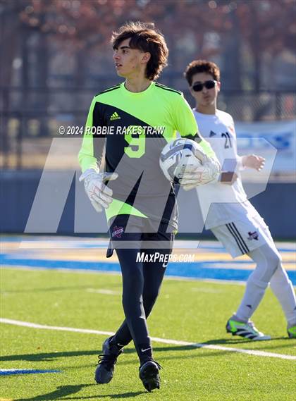 Thumbnail 1 in Gainesville vs. London (Sulphur Springs 4A Elite Tournament) photogallery.