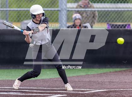 Thumbnail 2 in Jefferson West @ Basehor-Linwood photogallery.