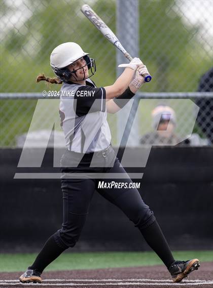 Thumbnail 2 in Jefferson West @ Basehor-Linwood photogallery.