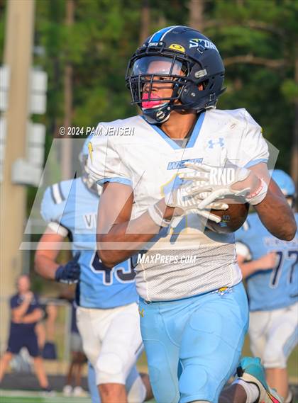 Thumbnail 3 in Union Pines vs Willow Springs (Moore County Kick-Off Classic) photogallery.