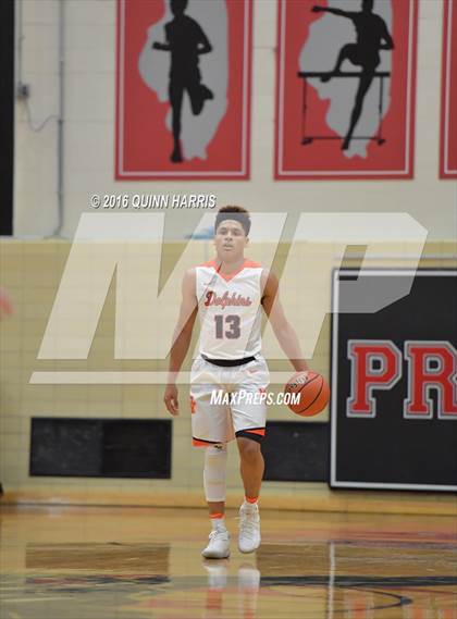 Thumbnail 1 in New Trier vs. Whitney Young (Proviso West Holiday Tournament) photogallery.