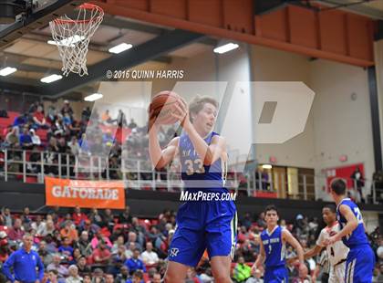 Thumbnail 2 in New Trier vs. Whitney Young (Proviso West Holiday Tournament) photogallery.