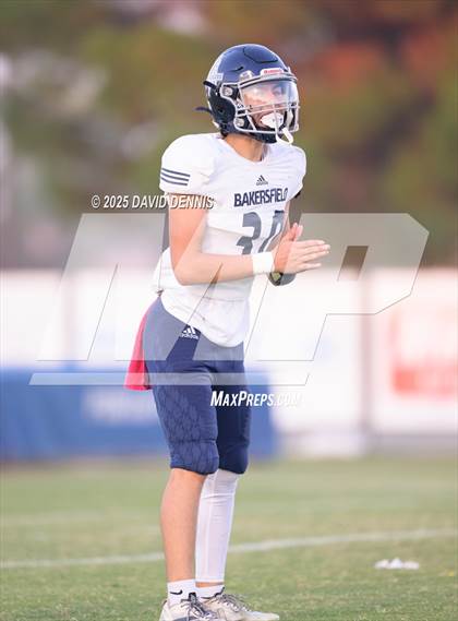 Thumbnail 3 in JV: Bakersfield @ Bakersfield Christian photogallery.