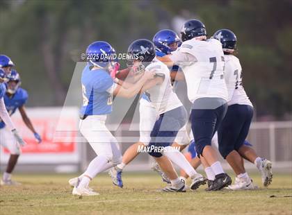 Thumbnail 1 in JV: Bakersfield @ Bakersfield Christian photogallery.