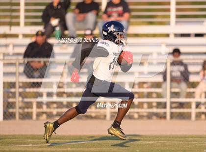 Thumbnail 2 in JV: Bakersfield @ Bakersfield Christian photogallery.
