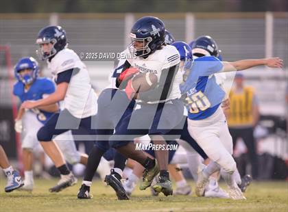 Thumbnail 2 in JV: Bakersfield @ Bakersfield Christian photogallery.
