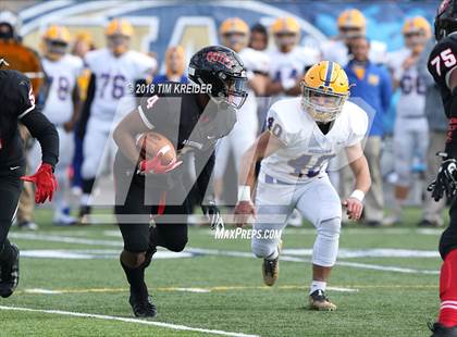 Thumbnail 2 in Middletown vs. Aliquippa (PIAA 3A Championship) photogallery.