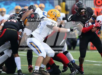 Thumbnail 2 in Middletown vs. Aliquippa (PIAA 3A Championship) photogallery.