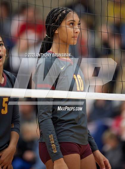 Thumbnail 2 in Clovis West @ St. Francis (CIF NorCal D2 Final) photogallery.