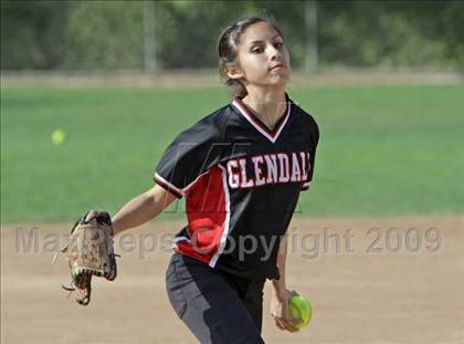 Thumbnail 3 in Glendale @ Burbank photogallery.