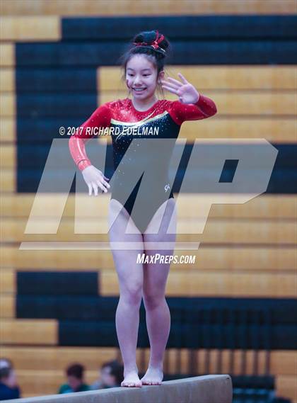 Thumbnail 2 in JV Invitational photogallery.