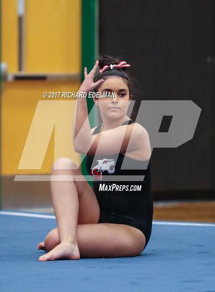 Thumbnail 2 in JV Invitational photogallery.