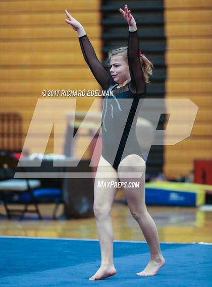 Thumbnail 2 in JV Invitational photogallery.