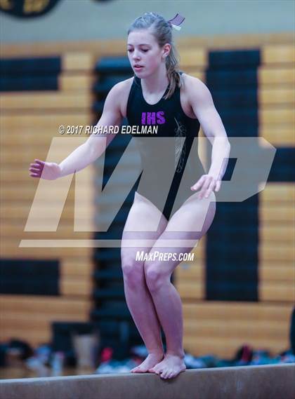 Thumbnail 2 in JV Invitational photogallery.